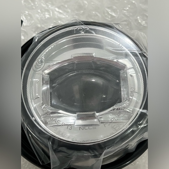 Genuine OEM Honda 08V71-МКС-A01 LED Fog Lights For GL1800 Gold Wing NEW Open Box - Picture 4 of 6